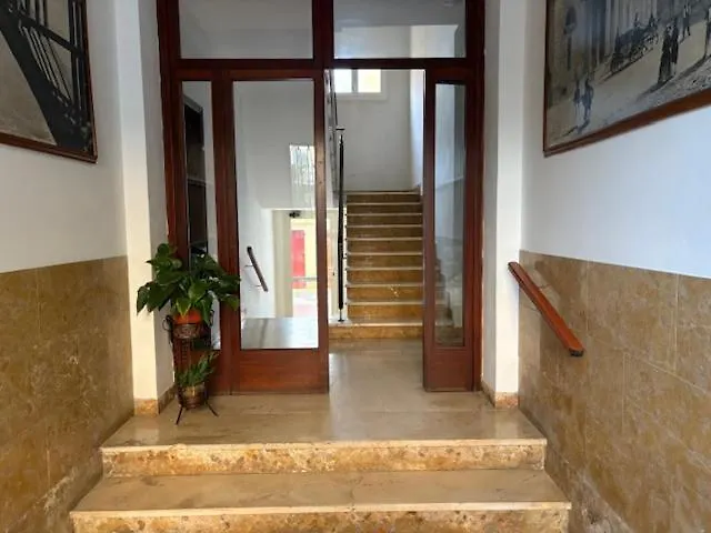 Livorno Life Apartment 0*,  Italy